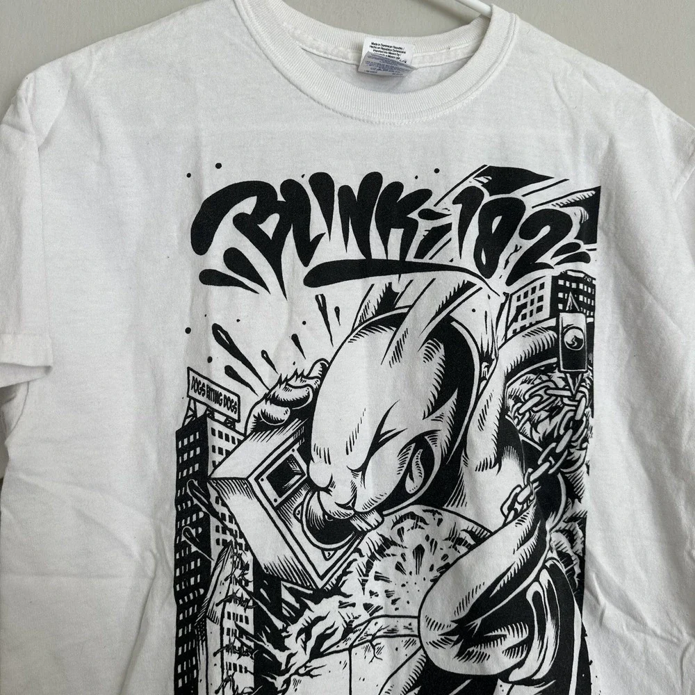 Rare‎ Blink 182- 10th Anniversary Tour 2013 Bunny Rabbit Running White Med Shirt